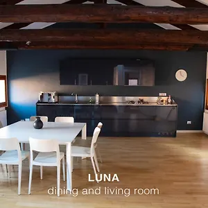 sole-luna-apartments.hotelinveneto.com/